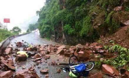 tibet news, tibet update, tibet road condition, landslide in Tibet