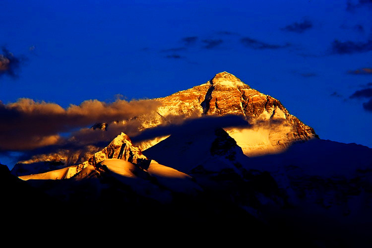 Mt. Everest, Rongbuk Monastery, ebc trekking, everest trekking, old tingri trekking